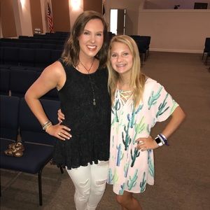 Meet your Posher, Macy